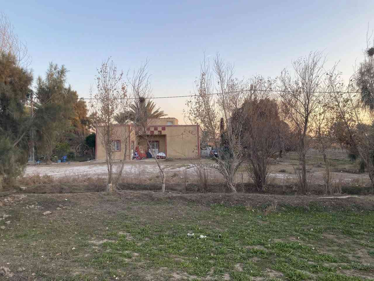 السلام عليكم
اللهم صل على محمد وال محمد 

يوجد لدينا قطعة أرض للبيع  

عنوانها. الشوملي البراكيه 
جدول حسان  تبعد عن الشارع العام 
كيلو متر واحد 

وشارعها قيد التنفيذ 
ارض زراعيه وحلوه 
بيها ماء وكهرباء 

المساحه (20) دونم 

طابو زراعي سند 25 تحويل مباشر بأسم المشتري

الارض تنباع كامله  مو قطع

للاستفسار الاتصال على الارقام التاليه 

***********   للاتصال 

***********   واتساب
