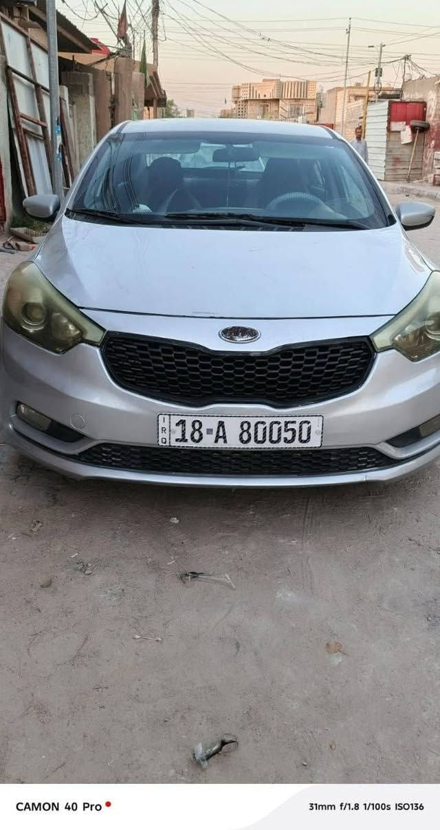 بيع مستعجل 🚗كيا فورتي 2015 لون رصاصي
📍 داخله كلين مابيه حادث فقط تلحيضات بسيطه ودعاميه الاماميه جردت وصبغته 

📍 محرك 2000دوش وكير ايتي 

📍تبريد ثلج

📍رقم بابل انكليزي 
مكان السياره كربلاء المقدسة 

⏱️ السياره ماشيه173 ميل

📍السعر 90  ورقة  

📲 ***********
