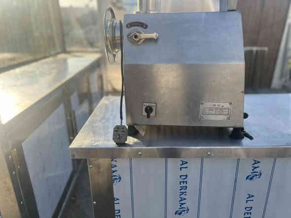 اغراض شوي كاملات 
تفصيل جديد ومثرامه 32 
بغداد الأمين الثانيه رقم 
***********
