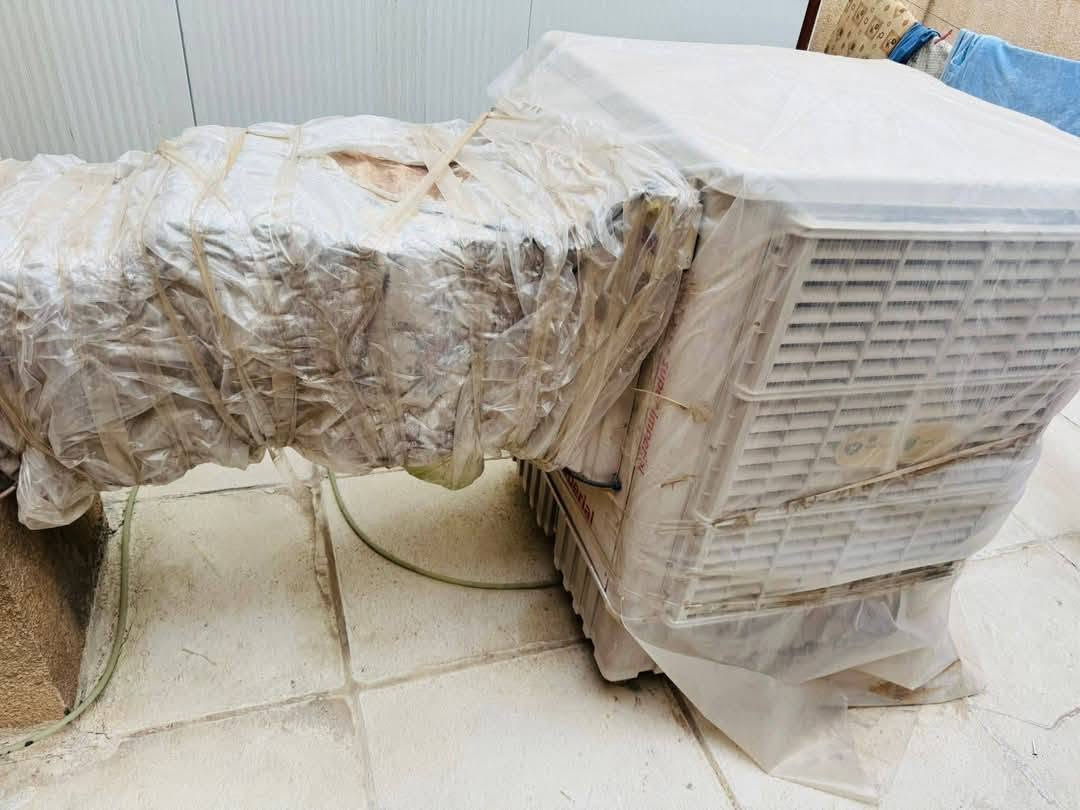 مبردة للبيع ماركة سوبر امبريال الاصلي العملاقة جديده مشتغله صيفية وحده
كلش محافظة عليها وصلها موجود يمي 
السعر ٦٠٠ الف 
مكاني بغداد


**إذا كنت صاحب هذا الإعلان وتريد حذفه لأي سبب، رجاءا أرسل رسالة إلى الدعم الفني**