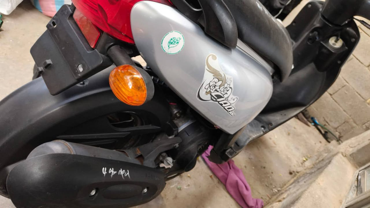 سلام عليكم دراجه رمبه نظيفه ميه بل ميه مكفولة كفاله عامه مكينه وكفر سعر ٨٥٠ عنوان مدينة الصدر ***********
