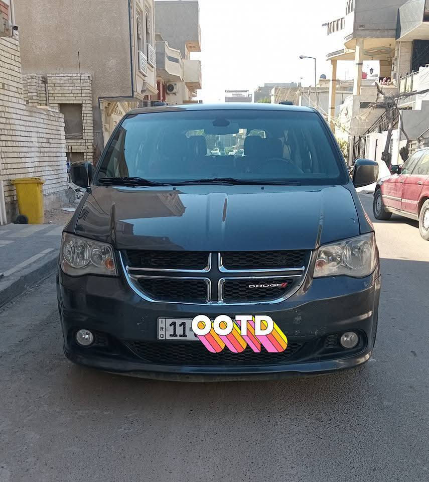 سلام عليكم 
دوج كرفان 2020 sxt
سياره ماشيه 70 ميل فول مواصفات
(صندوك كهرباء/ بوب كهرباء/كشن جلد/شاشه/فرس ارضي) معروفه مواصفات الدوج حادثها والسونار بل منشور مكاني بغداد الاعظميه (***********)/(***********) واتساب+ اتصال السعر 170 بيها مجال بسيط
