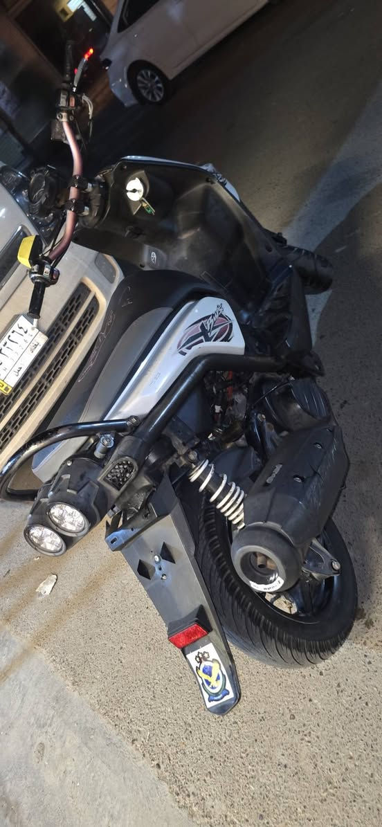 سلام عليكم اخوان 
سكنس جبلي 
بحاله الوكاله 
بيها كلج خلفي رياضي
خير من الله شلعه وكهربائيات ومكينه مكفوله
عنواني دوره 
سعر 950 وبيها مجال قليل 
مو شراي لا تعبني 
***********
ممتواجد عل فيس
