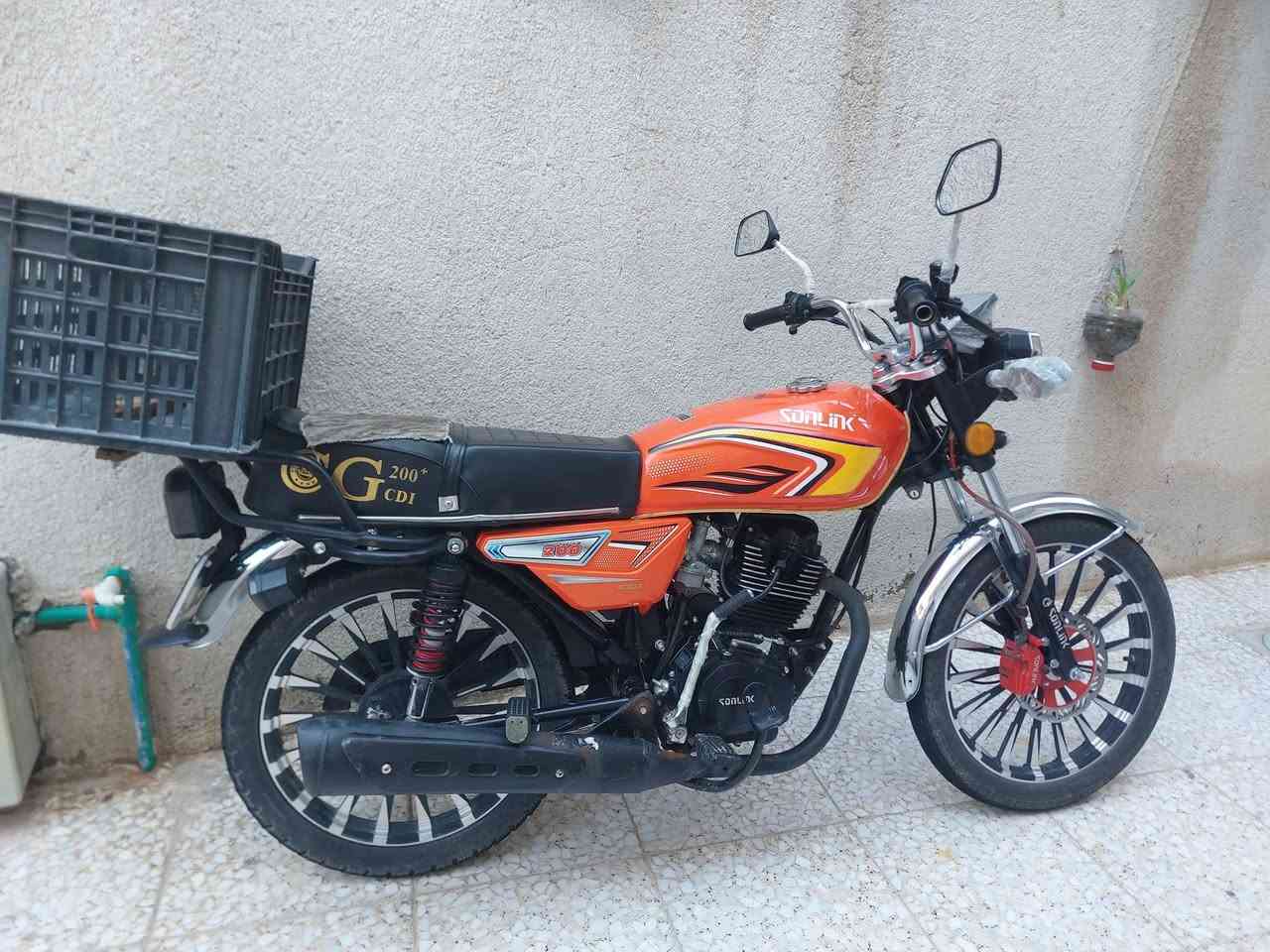 السلام عليكم  
دراجة إيراني سافان موديل 25
السعر 750
العنوان العزيزية 
اتصال ***********
