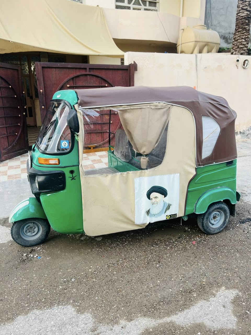 سلام عليكم تكتك لبيع 2021 فول مواصفات لوحات إنكليزي  مكينه مكفوله الداخل جديد  تأخذها منا تطلع لشغل ما محتاجه نقوصات السعر 7ونص وبيها مجال 
العنوان /التحرير \قرب مركز شرطه التحرير 
رقم الهاتف /***********
