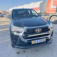 هايلوكس TRD • ٢٠٢٢ • كويتي