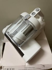 مكنسة كهربائية • جديدة