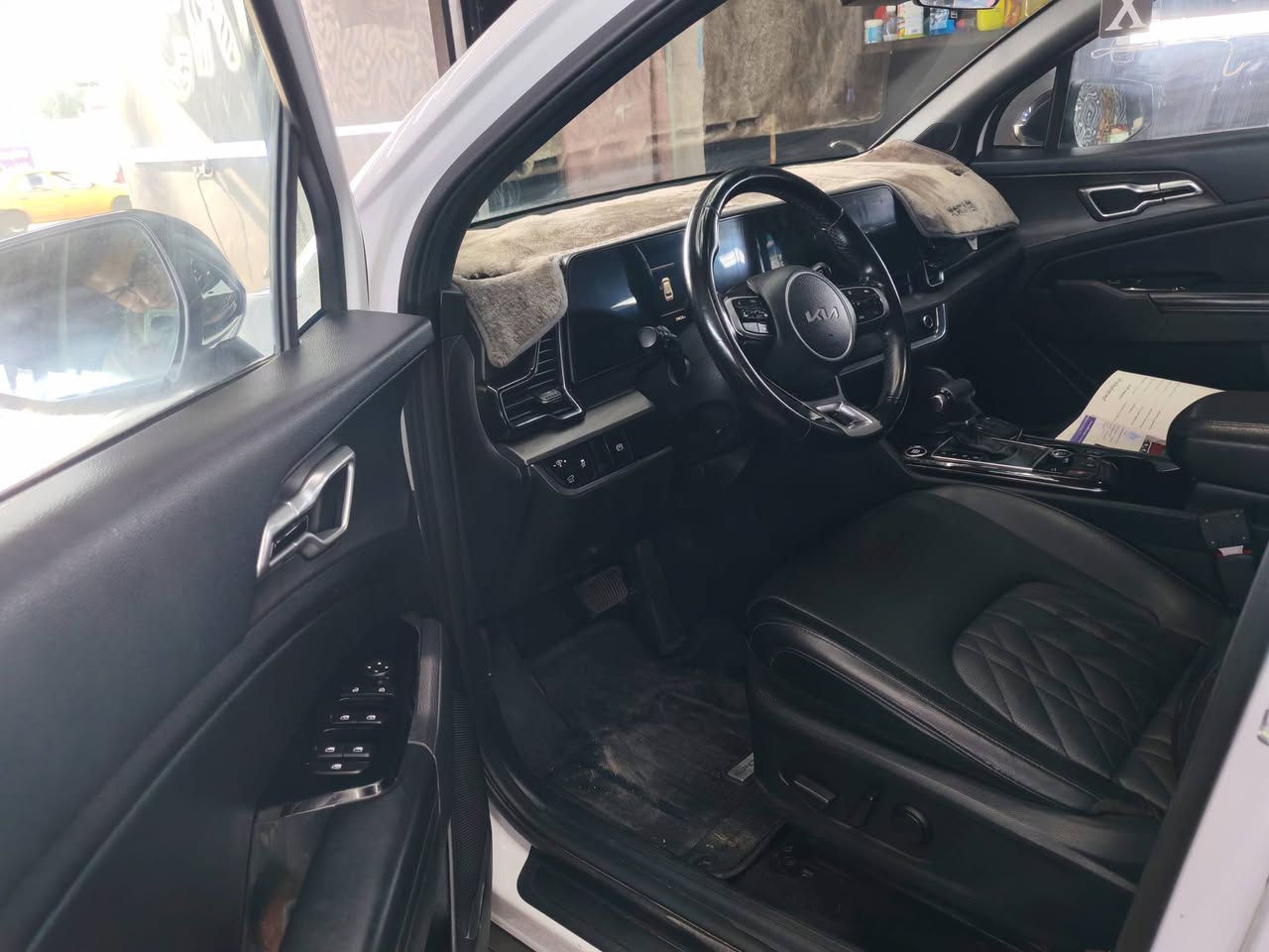 سلام عليكم سبورتج وارد أمريكي حادثه قبق جنطه  مديل 2023 جيتي لاين  شاصي طويل اعلا فئه 4ويل 5 مودات قياده رادارات 360 درجه كشنات جلد و تدفئه   تشغيل عن بعد ***********
