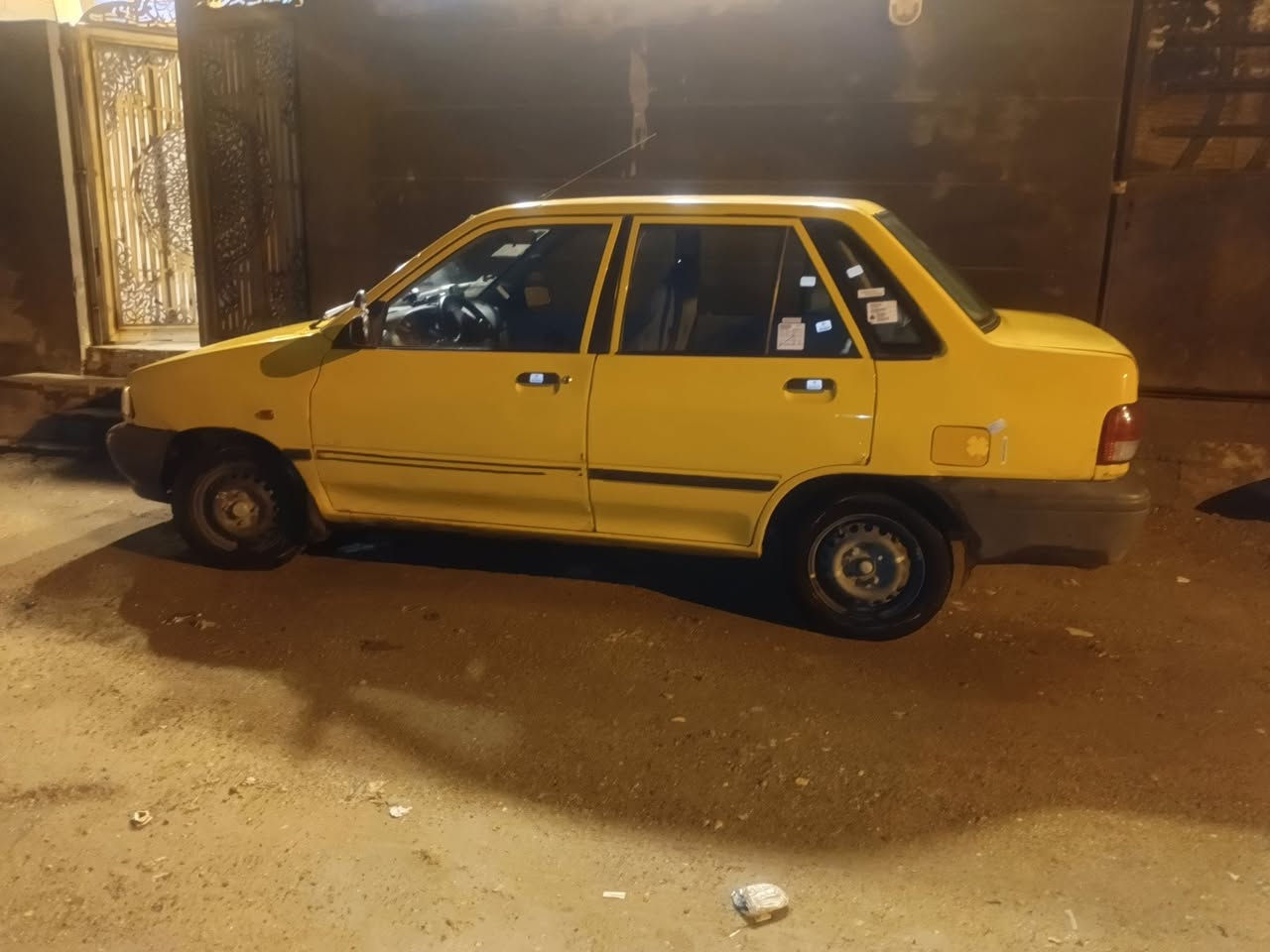 سلام عليكم سايبه موديل 12للبيع مكينه وكير خير من الله كشره نضيف لاضربه ولا صبغ كهربائيات كله شغاله تبريد شغال شواصي نضيفه دواخله حلوه صدر امامي خلفي خير من الله سعره 27وبيه مجال مكانه مدينة الصدر ***********
