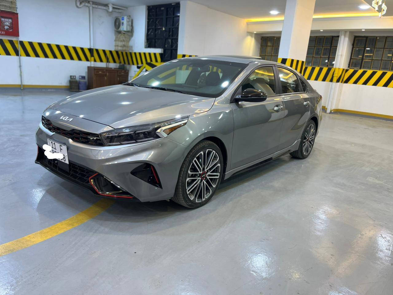 السلام عليكم
كيا فورتي Gt النسخه الرياضيه موديل 2024

 

دخول جديد ماشيه 12195

و حالين 13600

قبل سبوعين ثبتت لوحات

📍الضرر // جاملغ مبدل و مصبوغ و البنيد بارد

لايتات مالتها نفسهن راديترات بلاديه نفسهن السياره شغاله 

 📍بدون ايرباك 

*المواصفات 

*محرك 1600تيربو 

*بصمه تشغيل+ ابواب + جنطه

*فتحه سلايد روف

*دبل اكزوز صوت وفصله بلادي 

*ستيرن حرف D 

*شفتات ستيرن 

*تدفئه تبريد كشنات

*اناره ترحيب بالابواب 

*اناره داخليه مع رمز GT  🤍❤️💙

*اناره بالابواب 7 الوان 

*تبريد قطعتين 

*كراسي جلد مع ختم GT 

*حساسات خلفيه

*رادار امامي + جانبي + خلفي

نقاط عمياء 

*تحديد مسار قياده اليه 

بريك تلقائي 

*سماعات هارمن  كاردن

*شاشه كبيره اندرويد اوتو *ابل كار بلي 

*كاميرا دواره 

*مداخل usb 

*اشاير بالمري 

*صندوق ذكي يفتح عند الاقتراب 

*قياده ثلاث وضعيات *سبورت نورمل ايكو 

*ويل كب حجم 18 رياضي

*ليد امامي خلفي

 *السياره فوول الاخير

مكان السيارة بغداد

الاستفسار ***********
