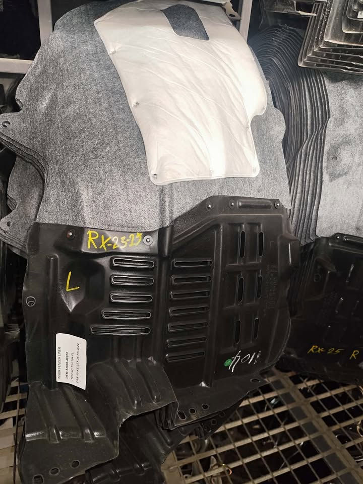 #متوفر
#بطانة جاملغ امامي #لكزس ES RX NX UX
العنوان: بغداد العلاوي شارع 6
التواصل واتساب بصمة لو رسالة  ***********

#العربي #ادوات_احتياطية #بطاين #جاملغ #امامي #لكزز #LEXUS
