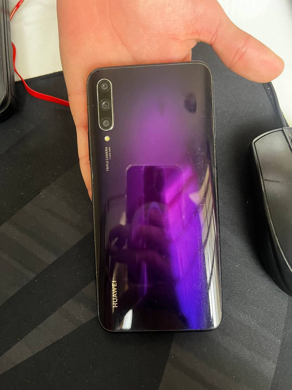 y9s
بلادي ذاكره 128 عشوائية 6 بي نقطه سوده صغيره مامأثرة اريده مراوس بجهاز يشغل 60 فريم او 90 فريم وانطي فرق مو مهم رقمي ***********
