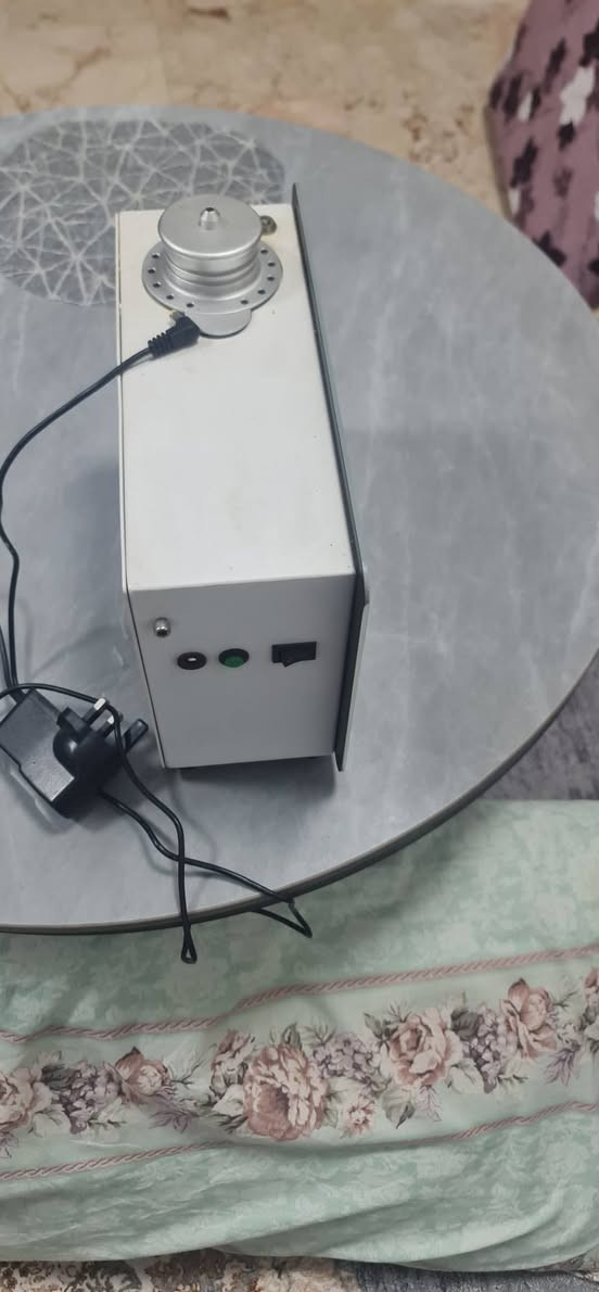 للبيع معطر من شركه احلى جو شتريته ب ٣٠٠ ابيعه ب ٢٠٠ استعمال قليل  رقمي *********** كرادة خارج
