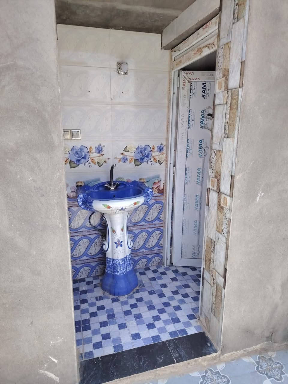 دار سكن ايجار  
الموقع حي اور قرب انور خضير 
على المتنزه المساحه 200متر 
 الاستفسارات اتصل على الرقم 
***********
