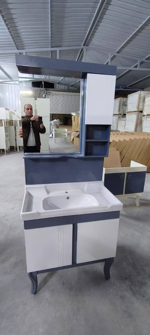 مغاسل بي في سي شغل درجة اولى جملة ومفرد ***********
