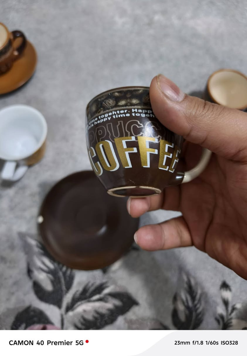 السلام عليكم
للبيع 

مجموعة اكواب قهوة باشكال مختلفة 

حامل كبسولات دوار


**إذا كنت صاحب هذا الإعلان وتريد حذفه لأي سبب، رجاءا أرسل رسالة إلى الدعم الفني**