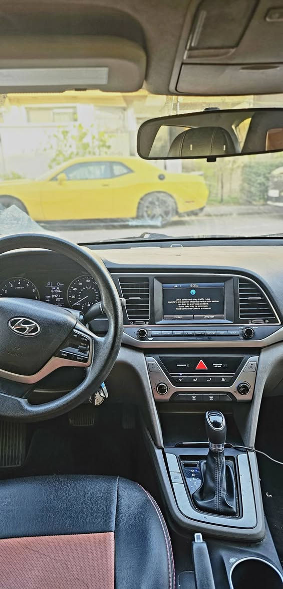 النترا 17 وارد امريكي
ماشية 95 الف

🛑 محرك 2000 دوش 

تجي مواصفات عادية ( شاشة / تحكم ستيرن / 3 انظمة قيادة) 
سنوية 2031 ب اسمي تحويل ثاني يوم
هزة جديدة
صدر + تخم تايرات جديد
كير + مكينة  مكفولات 
تبريد ثلج
السيارة يمي اكثر من 6 سنوات و عليها ادامة دورية
و مناقصها شي ان شاء الله
صور الحادث بالتعليقات 

🛑 ب98 ورقة قفل

للتواصل واتس اب 
***********
