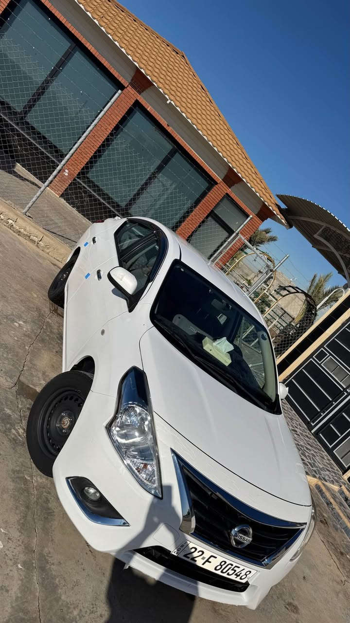 سلام عليكم نيسان هندي اصلي ام البليته مكفوله من صبغ والبارد جديده ماشيه33 مكفوله كفاله عامه موديل 2023 السيارة  جديده حلوه مكاني موصل *********** السعر 125بيها مجال موصل, نينوى
