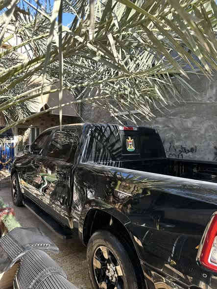 سلام عليكم للبيع دوج رام 2023 دخول جديد رقم اربيل … باب طويله بدي قصير … حادث باب الخلفي وشويه من البدي بدون دواخل بدون ايرباك باقي كله مكفول …. سعر 3 شدات وبيها مجال لطيبين عنوان حله مركز 
للتواصل : ***********
