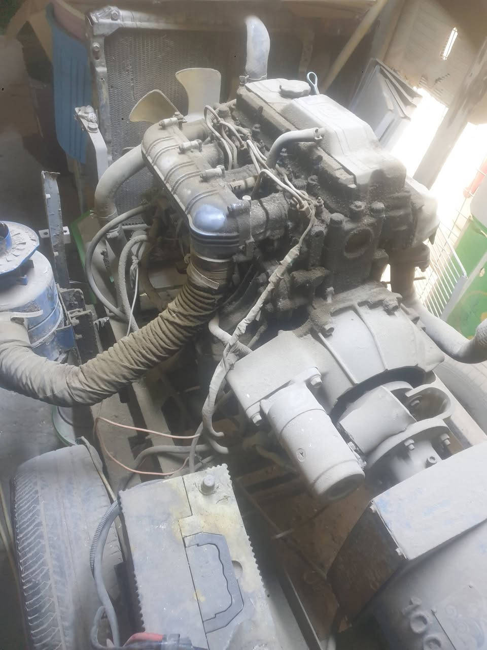 سلام عليكم مولدة كية للبيع 30 كيفي كايمة ويرادله تبديل راديتر
سعر مليون وبي مجال 
***********
