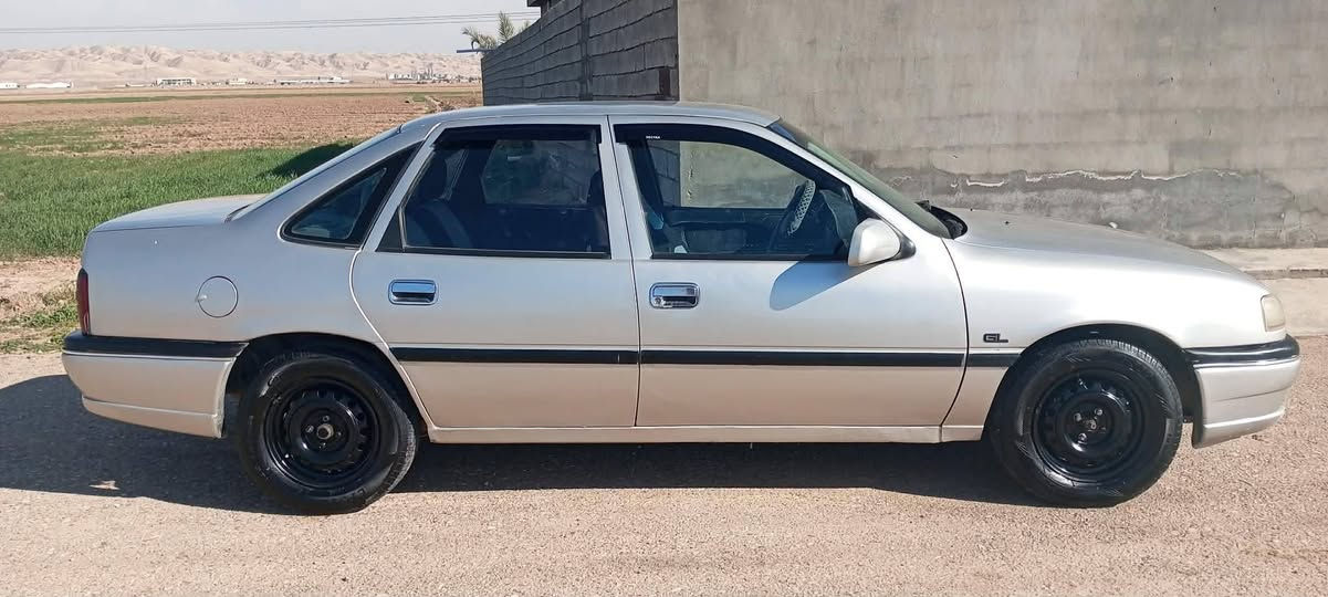 اوبل فكتره موديل 92
رقم اربيل
سنويه جديد لحد 29
حجم 18كير محرك الشرط
صبغ جمالية
سعر 41  بيمجال قليل
***********
