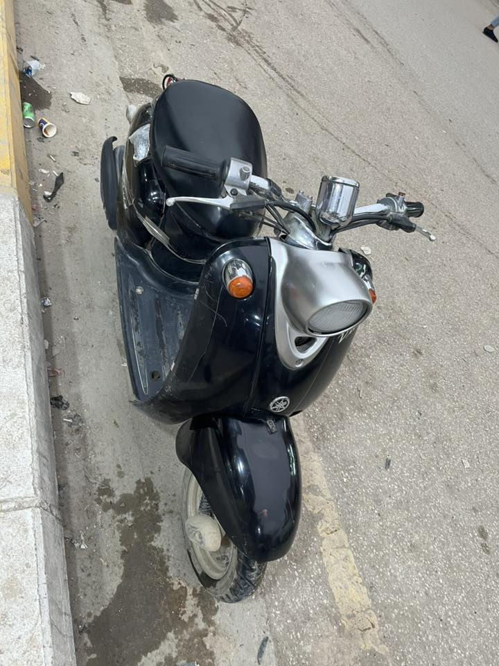 السلام عليكم للبيع  دراجه كلاسك عبد الحليم مجفتة تجفيت جديد مستخدمة السعر 150 مع المجال العنوان طويريج شارع البلدية ***********
