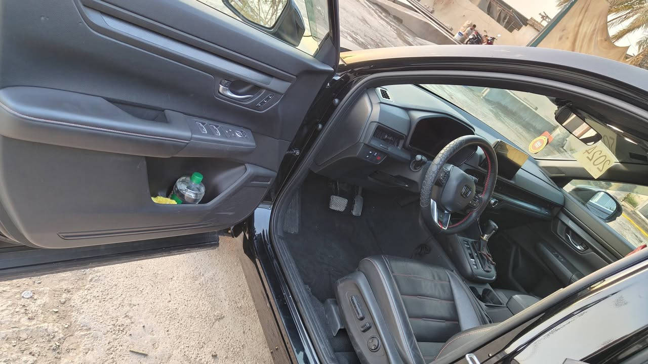 هوندا  سي ار في2024 بس بنيد مراوس اريد باكورد


**إذا كنت صاحب هذا الإعلان وتريد حذفه لأي سبب، رجاءا أرسل رسالة إلى الدعم الفني**