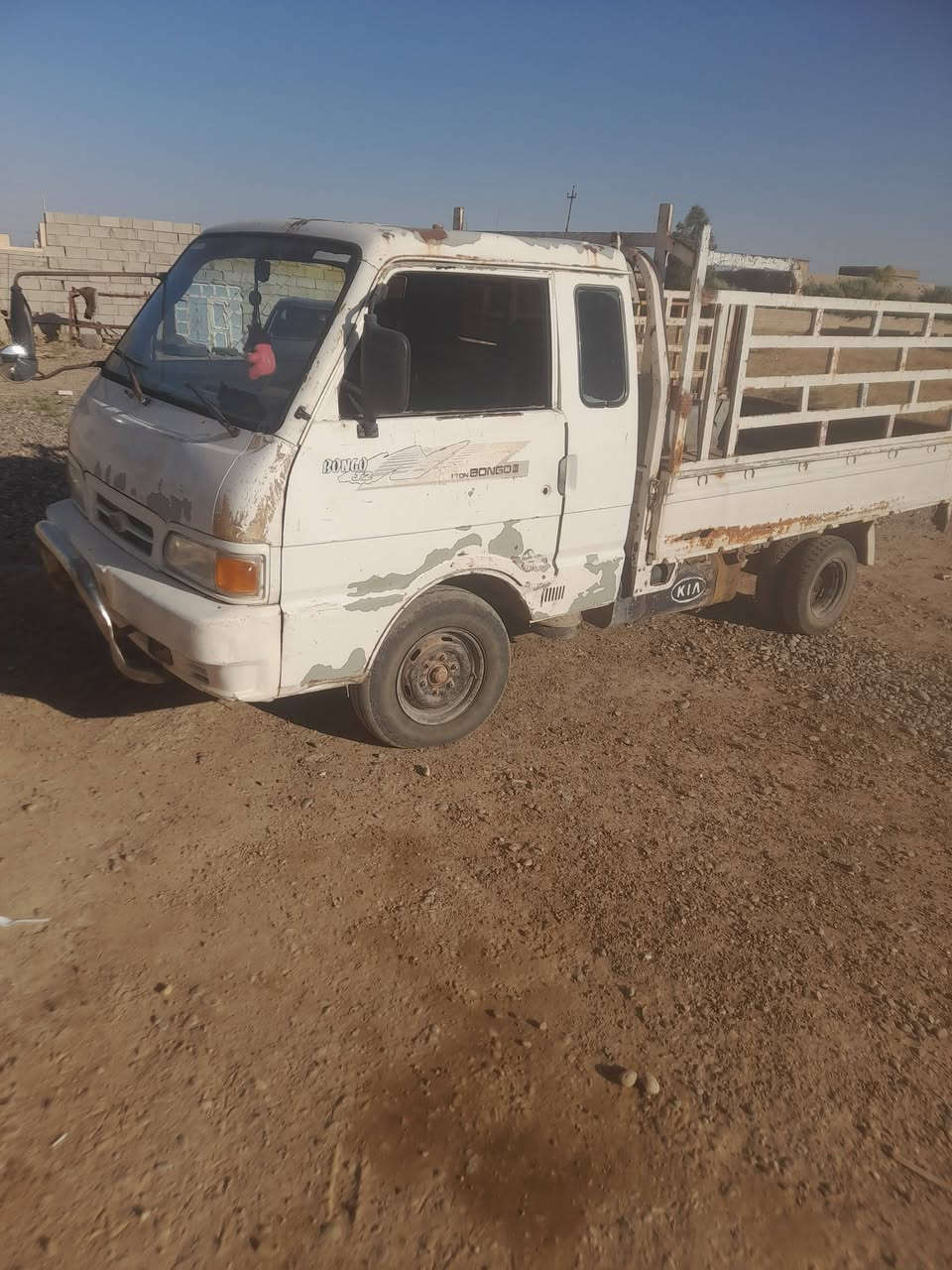 السلام عليكم
للبيع كيا بنكو ٩٦  حبل ادوات  كير اكسل شرط محرك بداية صرف  والباقي شوف العين  العنوان العلم الربيضة    للاستفسار اتصل عالرقم ***********     السعر (15)ملاحضة بيها حصة كاز
