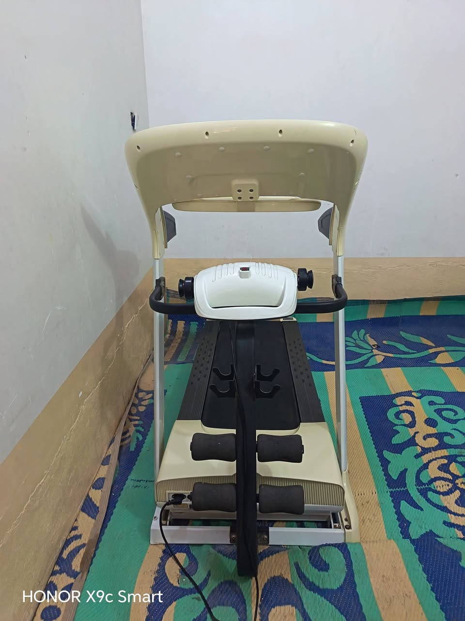 جهاز جري جديد استخدام قليل السعر ٣٥٠ وبي مجال قليل


**إذا كنت صاحب هذا الإعلان وتريد حذفه لأي سبب، رجاءا أرسل رسالة إلى الدعم الفني**