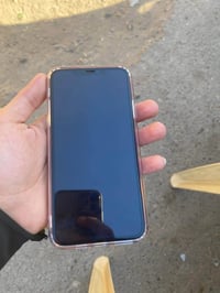 ايفون ١١ برو ماكس • ٢٥٦ • بطارية ٧٥