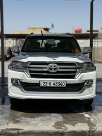 لاندكروز • ٢٠١٩ • ٩٠ الف