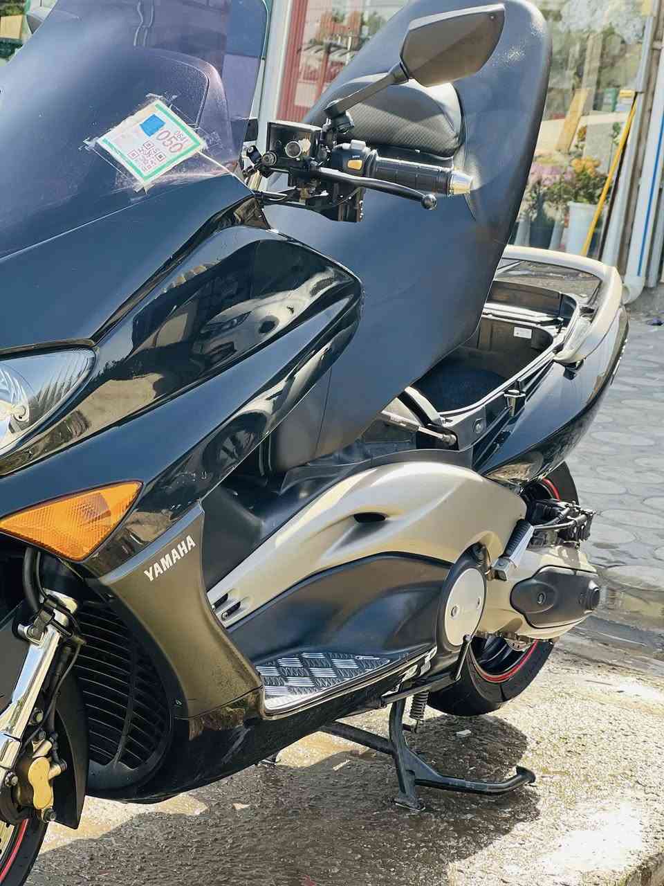 سلام عليكم تي ماكس موديل 2008 صارله شهر أو اقل نازله من الرمبه دراجه جديده خير من الله كفاله عامه من مكينه وكفرات دراجه مال مزاد 
*********** هاذه بي واتساب بس
*********** هاذه مفتوح  رصيد@إشارة
30 وبيه مجال عله كد الجيه
