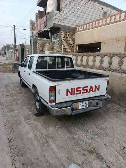 السلام عليكم نيسان للبيع موديل 15 سياره جاهزه مكينه وقير واكسن خير من الله سياره جاهزه حداديه تخم تاير جدد الاستفسار على هذا الرقم***********
