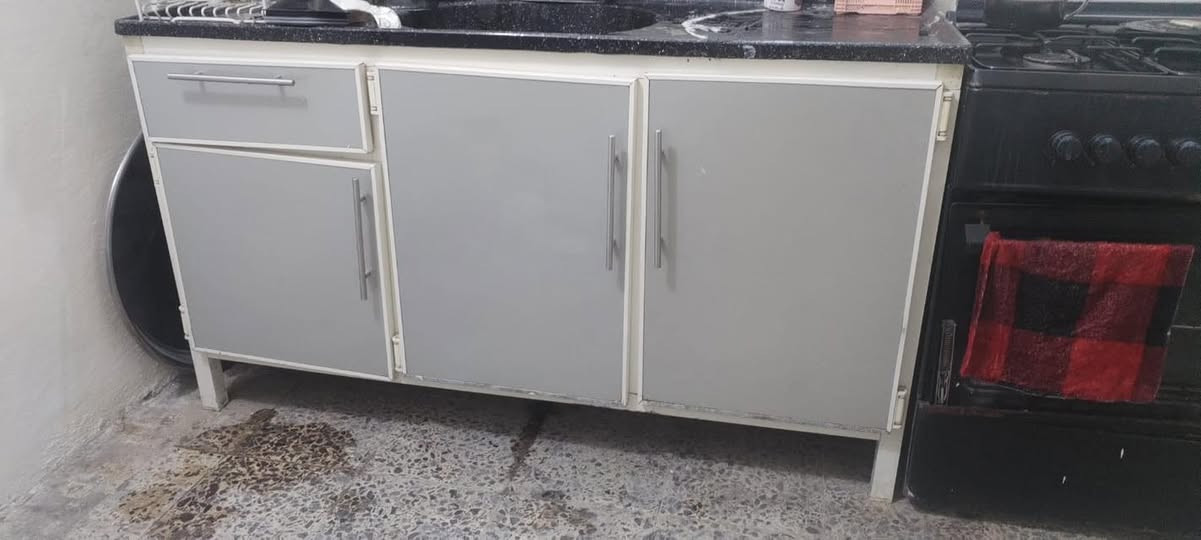 3 قطع للبيع
مكانه بغداد 
اكو توصيل بكروه


**إذا كنت صاحب هذا الإعلان وتريد حذفه لأي سبب، رجاءا أرسل رسالة إلى الدعم الفني**