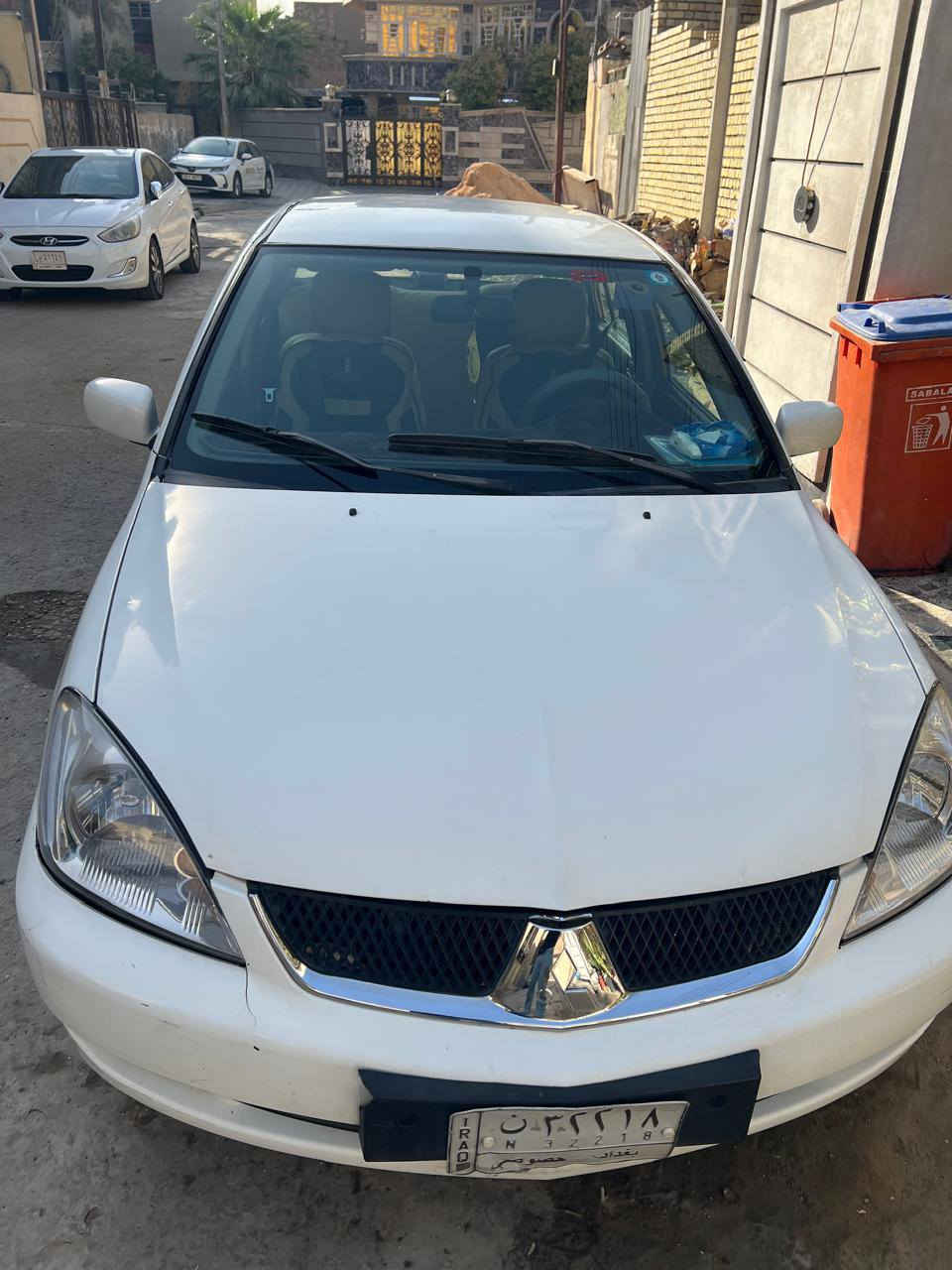 سلام وعليكم لانسر بومه موديل 2010 
للبيع سياره جاهزه دوشمه كشنات وارضيه كامله تبريد ثلج ما شالله سياره خير من الله 
منضومه شاشه وكامره بك 
تحويل فأتها بل اصل اصفر الون 
عنوان حي اور السعر 68 معروضه
رقم التلفون ***********
