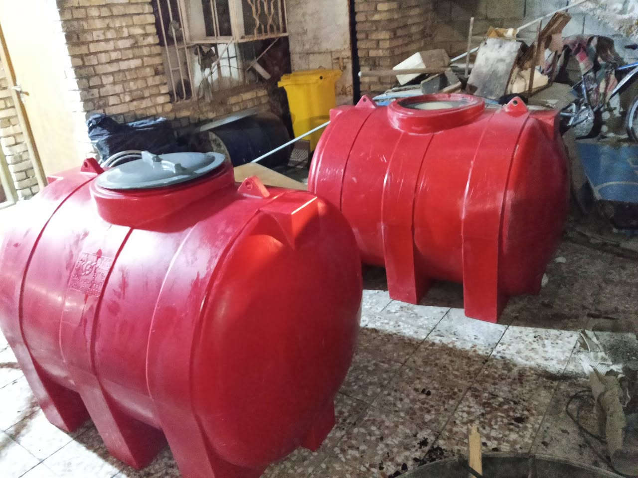 السلام عليكم ورحمه الله وبركاته
بيع مستعجل
تانكي 1000 ملم (طن) سعر 100الف ناقصه قبق نظيف مابي شي
تانكي 1000ملم (طن)سعر 100الف نظيف مابي اي شي 

كنتور خانتين كامل مابي اي نوقصات نظيف سعر 110الف 

وكلهن بيهم مجال أن شاء الله 
الاستفسار الاتصال عل هذا رقم 
***********
