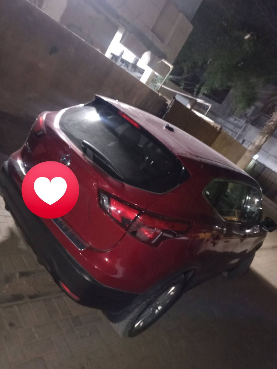 السلام عليكم نيسان روج موديل 2018 وارد امريكي رقم بغداد مكان السياره بغداد البياع حادث جاملج امامي صفحه في امريكا وهنا بالعراق وبيها طخه باب الخلفي عكس السايق مصلح على بارد كير محرك كفاله وجايب بكت لايتات موجودات بالصندوك السياره مابيه اي نقص


**إذا كنت صاحب هذا الإعلان وتريد حذفه لأي سبب، رجاءا أرسل رسالة إلى الدعم الفني**