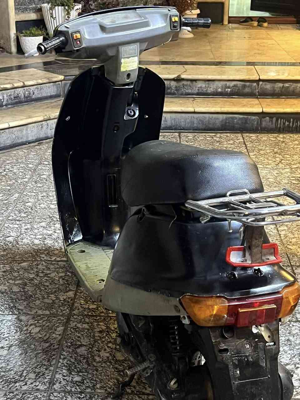 السلام عليكم دراجة منت سلف وهندر شغال كيجات شغالة رايد مراوس يا عبد الحليم


**إذا كنت صاحب هذا الإعلان وتريد حذفه لأي سبب، رجاءا أرسل رسالة إلى الدعم الفني**