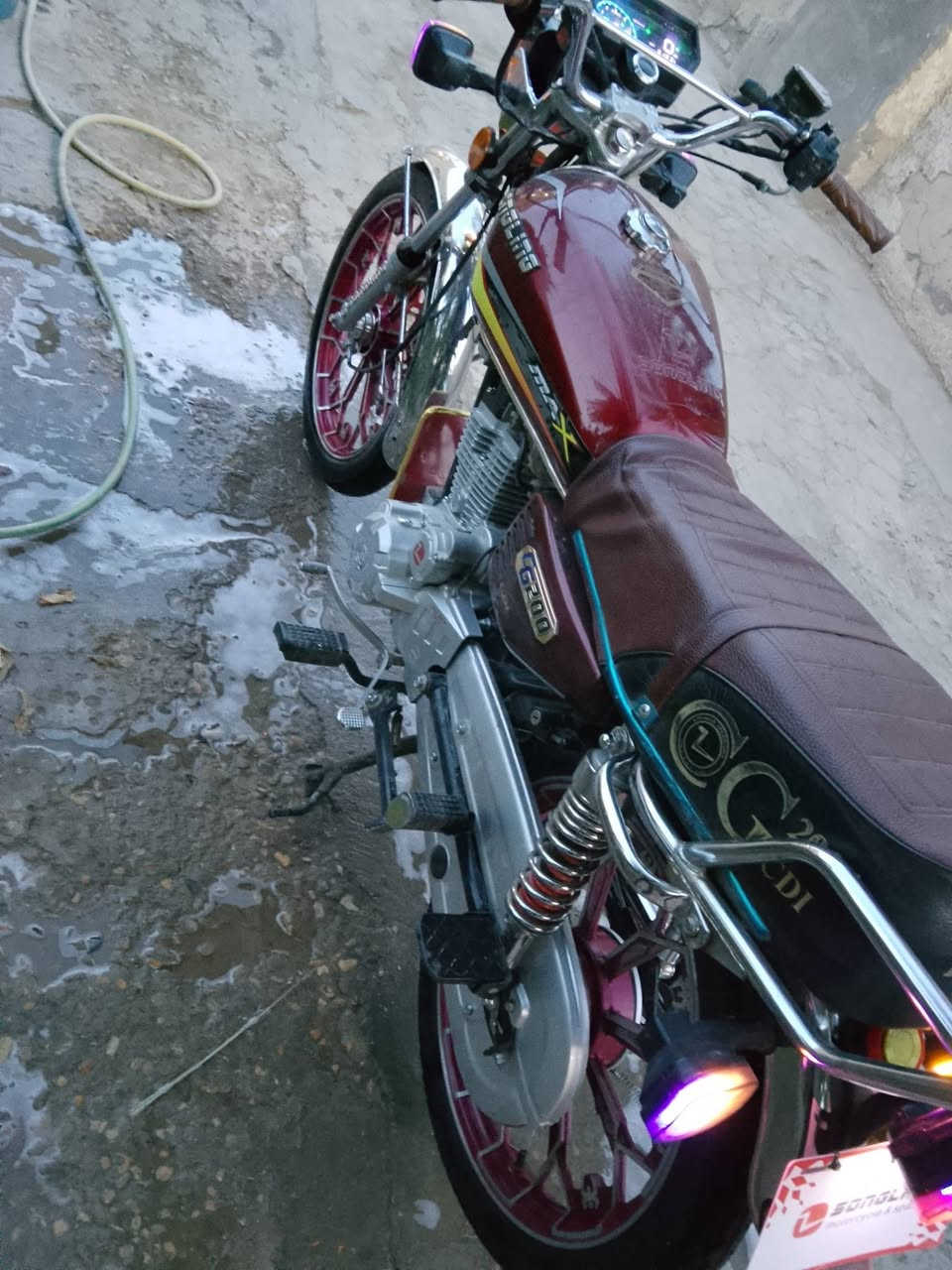 السلام عليكم سيفان موديل 2025 طالعه بشهر 10 استخدام قليل اخت جديده مكينه 200cc مكاني


**إذا كنت صاحب هذا الإعلان وتريد حذفه لأي سبب، رجاءا أرسل رسالة إلى الدعم الفني**