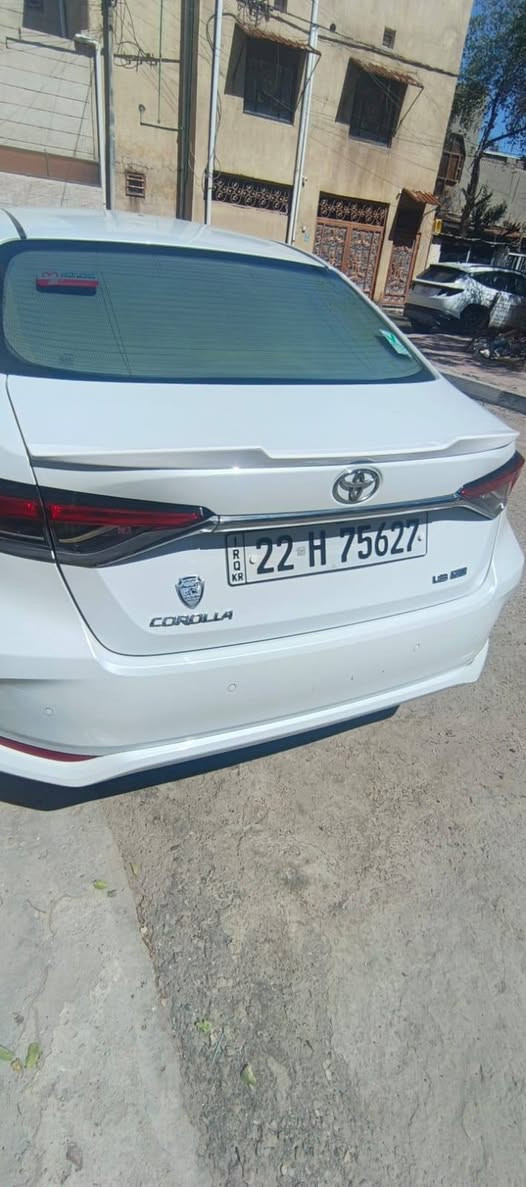 خليجي
ساز 
فول مواصفات عدا الفتحه 
ماشيه ٣٣ 
بيه رصعه كد صبعين بالجاملغ الخلفي
رقم اربيل
نظيفة استخدام شخصي

***********
