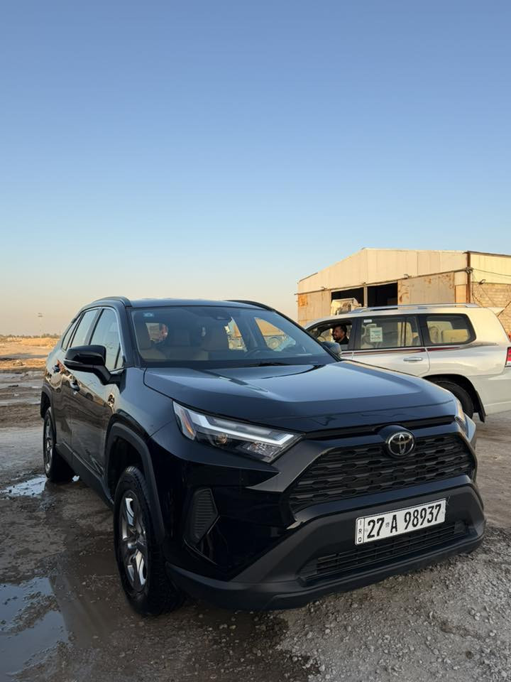 2023 TOYOTA RAV4 LE  
    
اللون :- اسود    
الموديل  2023
سعة المحرك :- 2.5 
المسافه المقطوعه  32800Mi 
عدد المقاعد :- 5 مقاعد 
موصفات السيارة :-XLE 

الإضافات ##👇
شاشه كبيره
وَيْل 17
كامره
تحكم سرعه 
تحكم مسجل 
كراسي كهرباء 
رادار امامي 
فرش جلد بيجي 
لايت زينون

والمزيد من الإضافات 
السيارة مرقمه معوقين ذي قار 
للأستفسار ***********

       🚗  حادث السياره تقرير غرق شغاله
