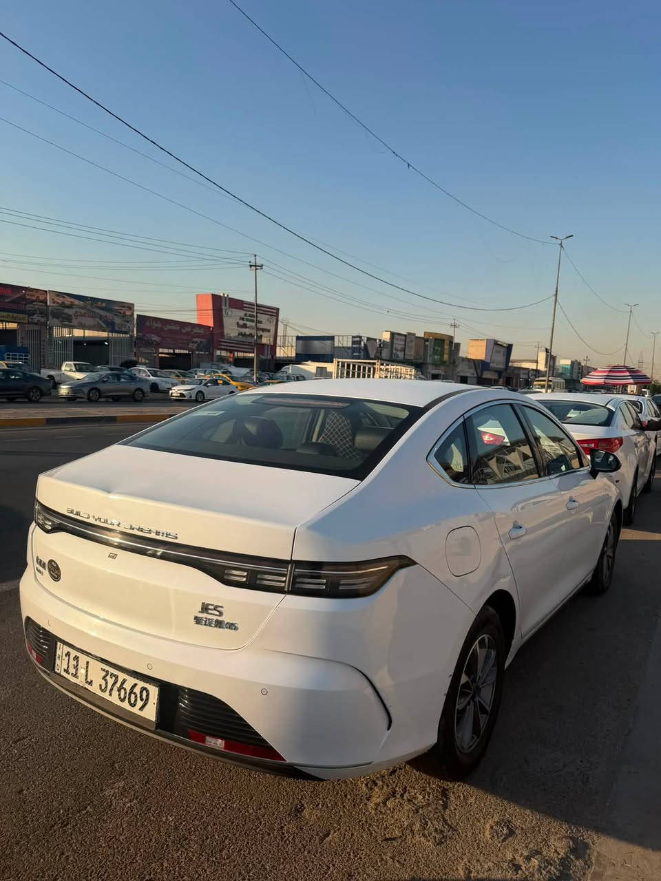 السلام عليكم
BYD Destroyer 2025 
ماشية 30 الف 
بيها ضربة بجاملغ الايمن ورصعات 
السعر 18250 
مكان بغداد 
للاستفسار ***********
