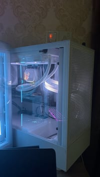 Ryzen 5 7500f • بدون كرت • بدون رامات