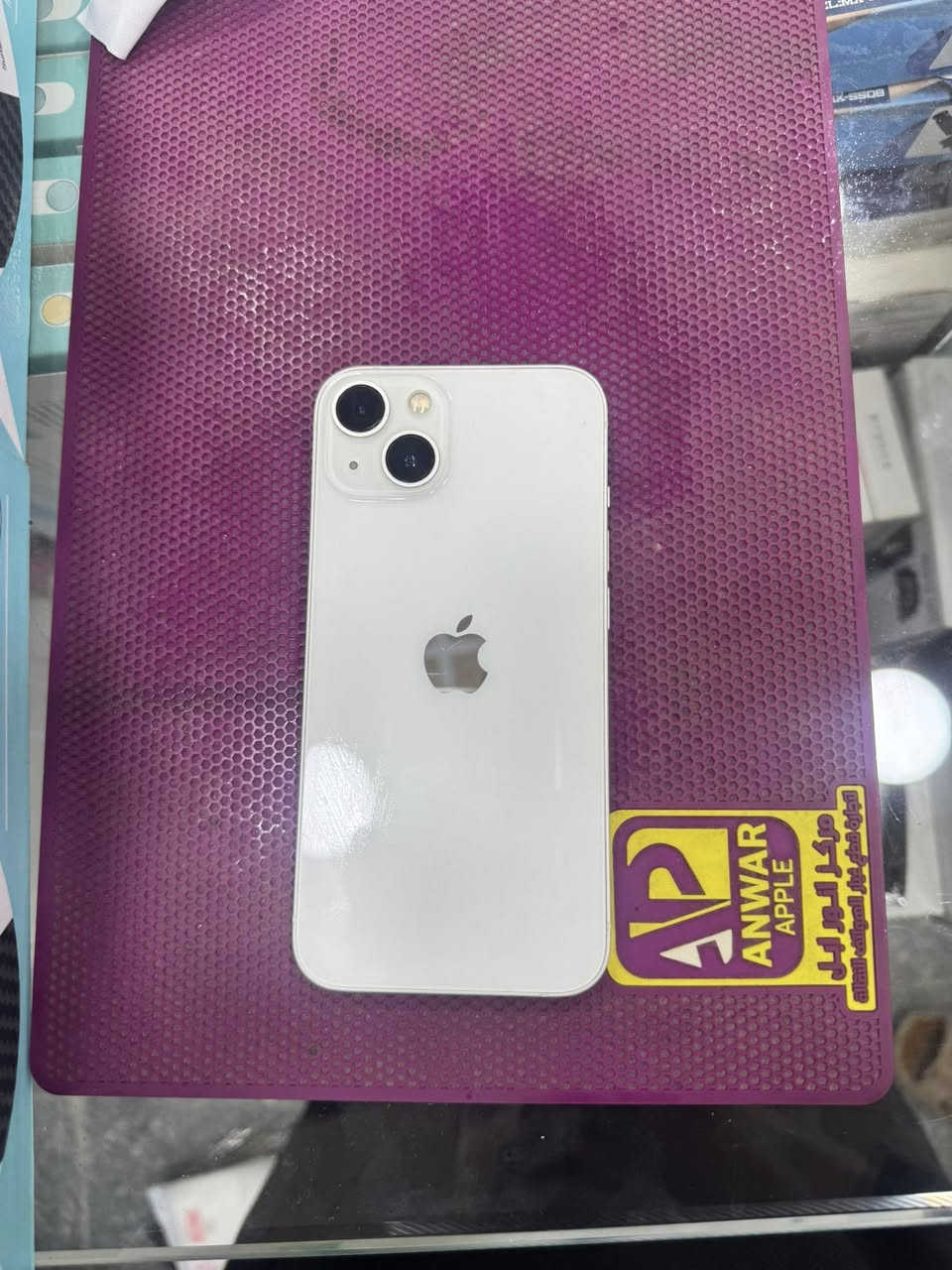 ايفون ١٣ عادي
للبيع ذاكره ١٢٨ 
بطاريه ٨٠٪؜
الجهاز شرق اوسط 
فقط بي طخه بالشاصي موضحه بالصوره 
الجهاز تك سيمكارت
الجهاز وياه  كارتونته 
ضمان ماستر
العنوان بغداد الدوره جمعيه خير الله 
السعر ٣٩٠ 
الرقم 
***********
التواصل فقط عبر الواتساب او اتصال
