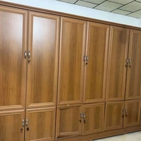 فرش 3×4 • ترابيزة تلفزيون • حالة جيدة