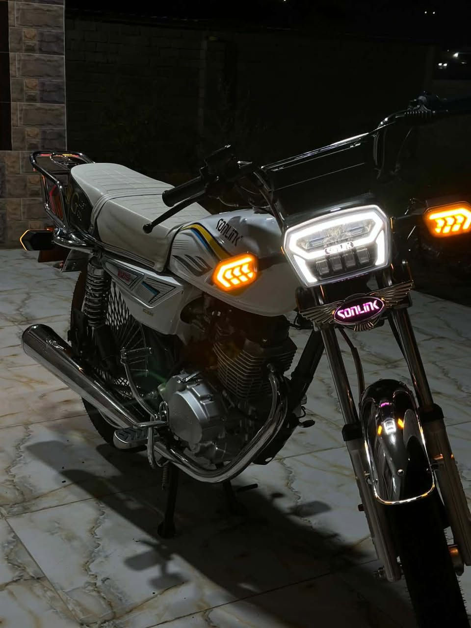 السلام عليكم مأطور تايكر سونك شرط من التاير للتاير موديل 2025 نضافة فول محرك شرط ما مفتوح نشاط الماطور خير من الله السعر 800 وبي مجال شي قليل وهاذة رقمي ***********
