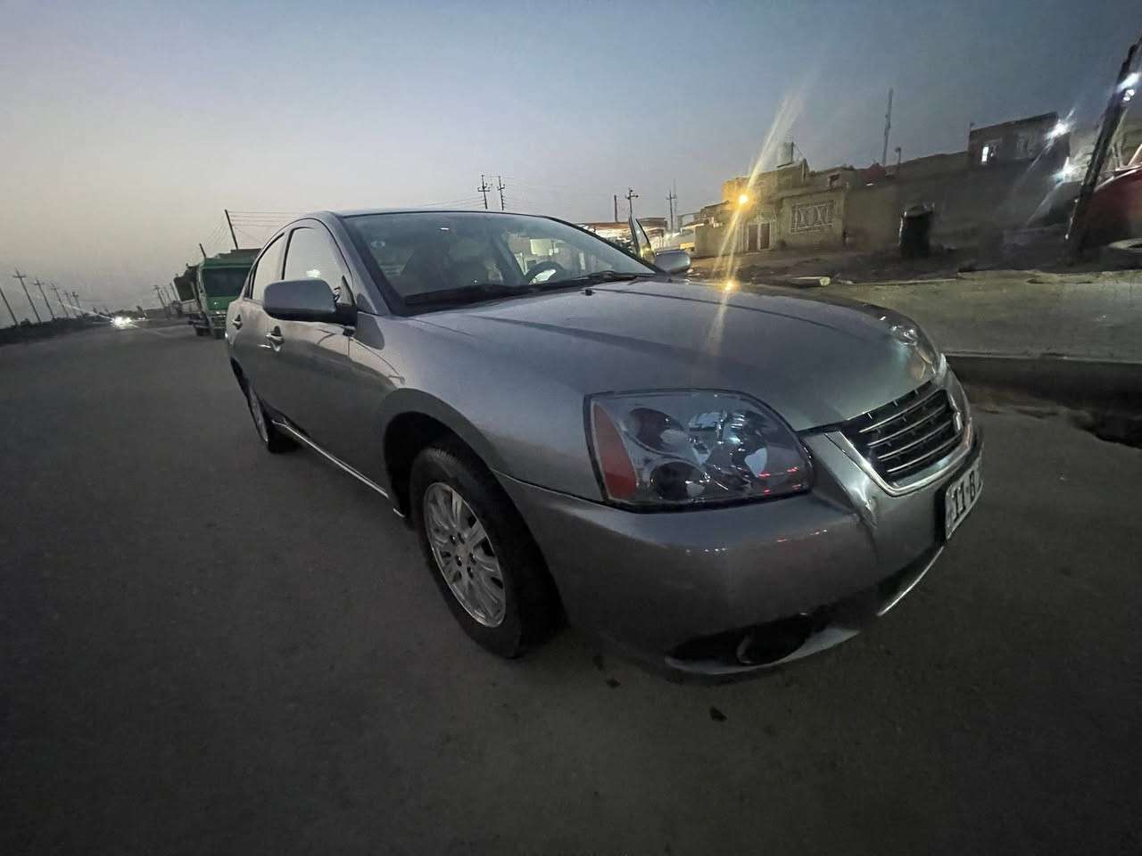 السلام عليكم سياره كلنت2009وارد امريكي سياره جديده حداديه تخم تاير جاهزه من كلشي رقم بغداد باسمي *********** السعر 85وبيه مجال قليل
