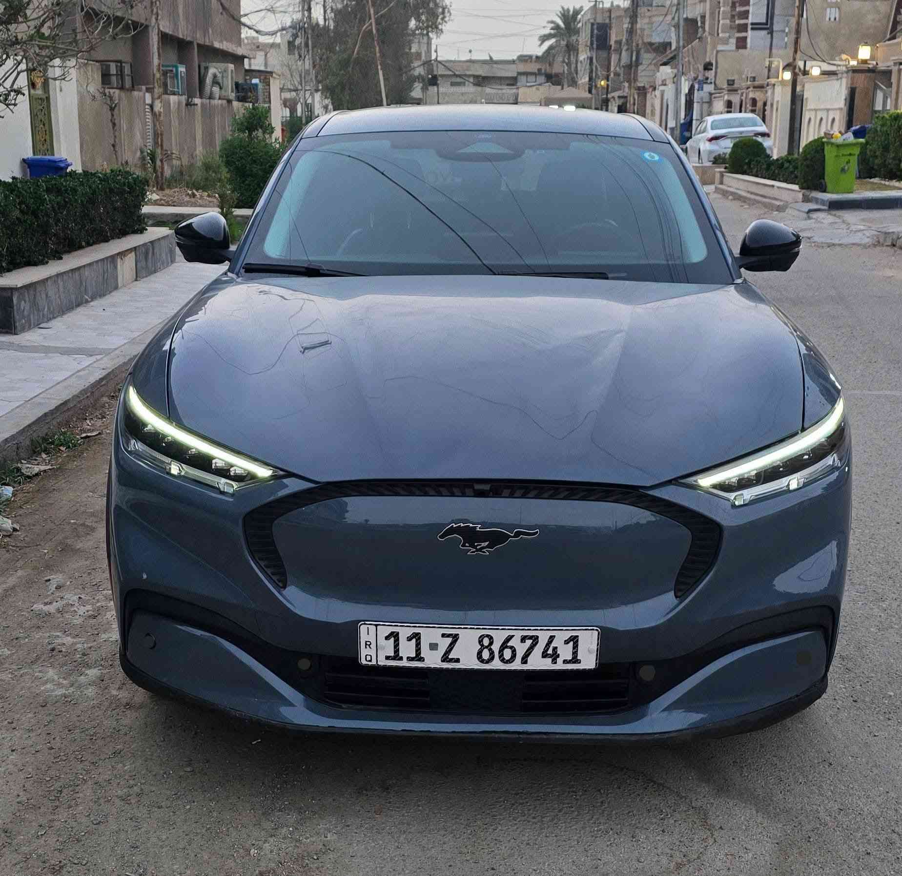 🚗 موستنك كهرباء وارد أمريكي 2023 – كهرباء بالكامل..
🔹 المواصفات:
تشغيل بصمة + بيبان بصمة + فتح كهرباء
مدى الشحن: 450كم بالشحنة الواحدة
دفع خلفي – تك ماطور
كشنات جلد
كير ماوس
كاميرا خلفية + رادارات خلفية + تنبيه عند الرجوع
ويل كب رياضي
ليدات أمامية نهارية
يوجد مواصفات اخرى..
🔹 الحالة:
حادث بسيط: تصليح ربع بنيد + تكحيل جملغ يمين
تبديل دعامية أمامية فقط
أرباك ستيرن طاك فقط
السيارة ماشيه: 25 الف ميل فقط
📍 مكان السيارة: بغداد – البنوك
📞 للاتصال: *********** بغداد, العراق
