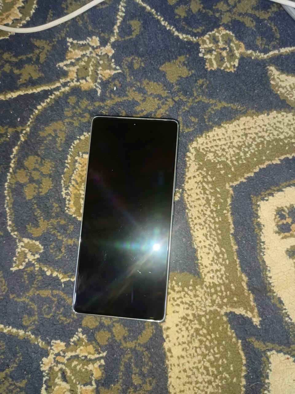 السلام عليكم تلفون للبيع جي تي 20 برو نظيف السعر خاص للاستفسار على هذا الرقم ***********
