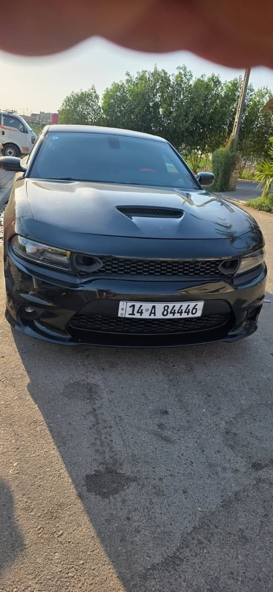 موديل ١٦ 
كفاله 
فول مواصفات وارد امريكي
الفئه رالي 
٦ سلندر 
السعر ١٨٠ 
***********
كشنات تدفئه تبريد 
ماشيه 120 mi
خزن ميموري للكشنات
